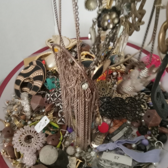 4lbs Scrape Jewelry Lot, for jewelry making and Crafting - Picture 5 of 10